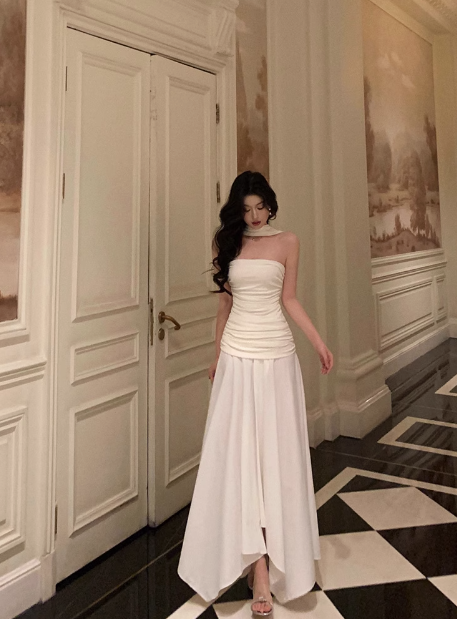 Vestido elegante de fiesta de cumpleaños número 18, blanco, sin tirantes, corte A, sin mangas, atuendos de cumpleaños, ideas para vestidos de cumpleaños para mujeres, DP552
