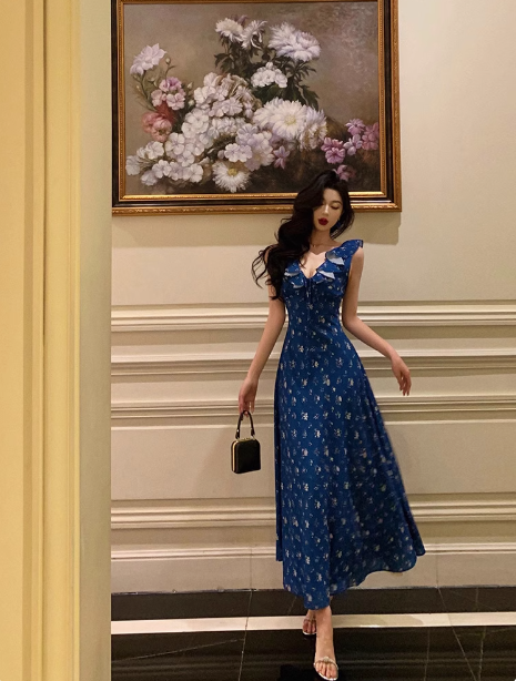 Vestido elegante de gasa azul, sin mangas, con escote en V y corte A para fiesta de 18 cumpleaños, atuendos de cumpleaños, ideas para vestidos de cumpleaños para mujeres DP557