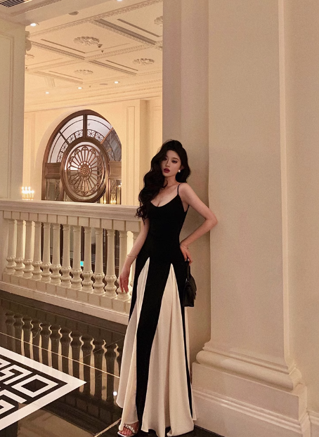 Vestido elegante de fiesta de cumpleaños número 18, corte A, tirantes finos, negro, sin mangas, atuendos de cumpleaños, ideas para vestidos de cumpleaños para mujeres DP561