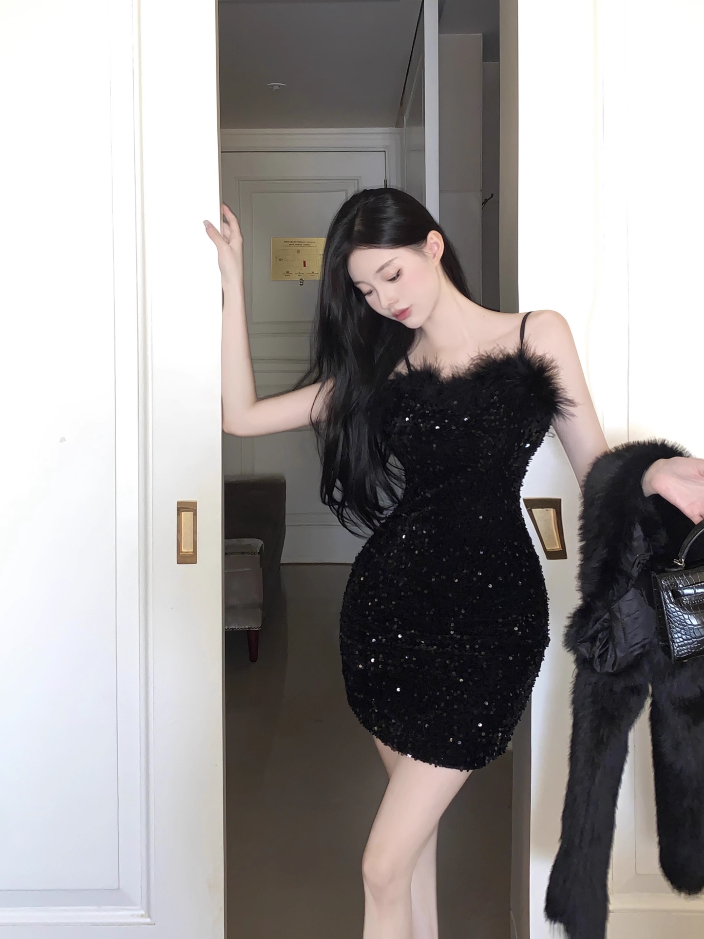 Vintage Black Sequin Bodycon Design A-line Spaghetti Strap Homecoming Dress TP3713