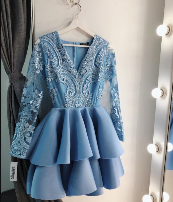 Baby Blue V Neck Lace A Line Homecoming Dresses Long Sleeves Applique Tiered Layers Short Party gown fg60