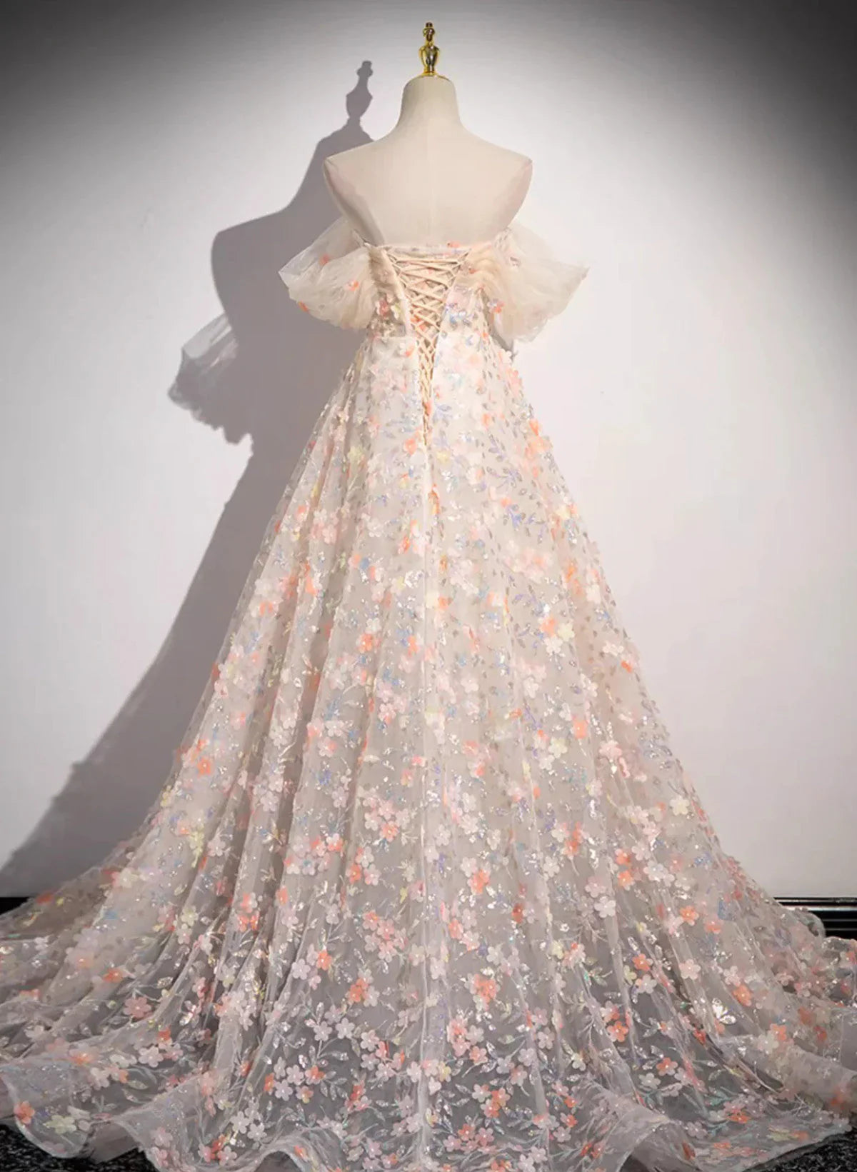 Hermoso vestido formal de encaje con flores y hombros descubiertos, corte A, vestido largo de fiesta TP1015