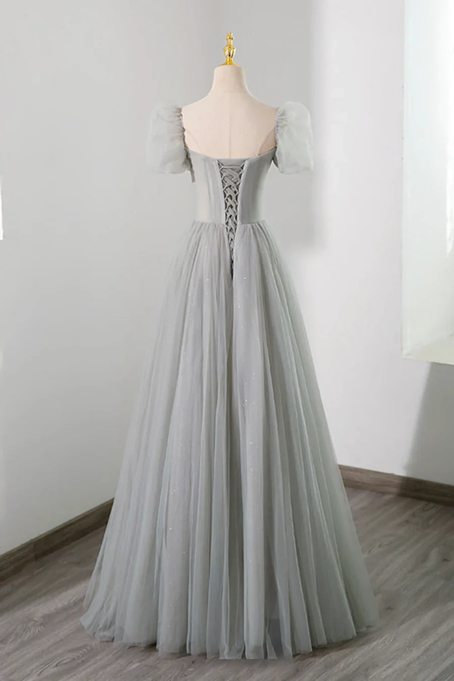 Vestido de fiesta largo de tul gris con cuentas, corte A, manga corta, TP459