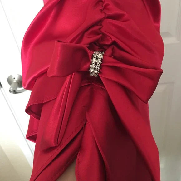 Vestido de fiesta vintage de satén rojo intenso con escote en V y volantes, vestido de noche estilo halter, vestido formal de corte A TP4599