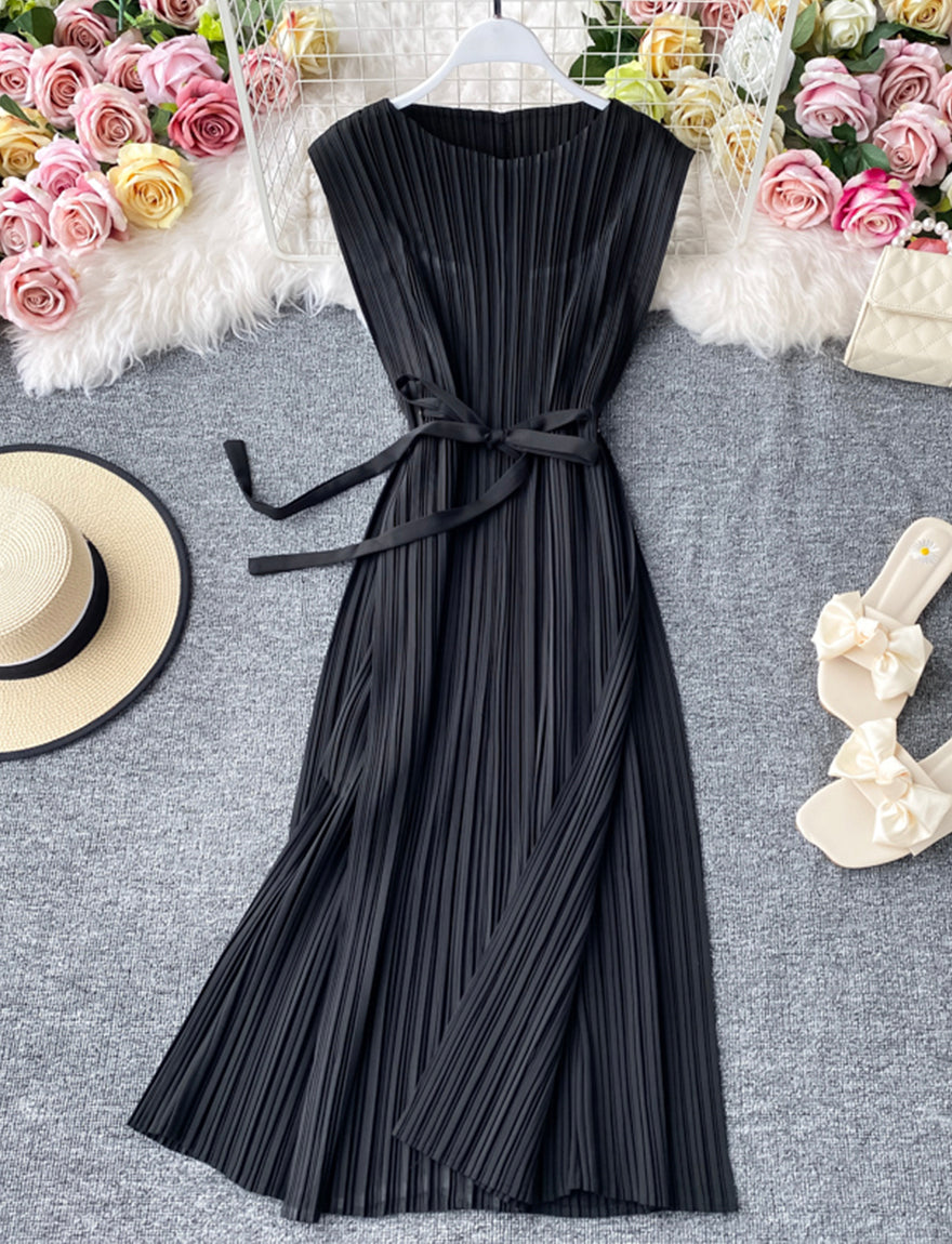 A line sleeveless pleated dress women's dress 1170