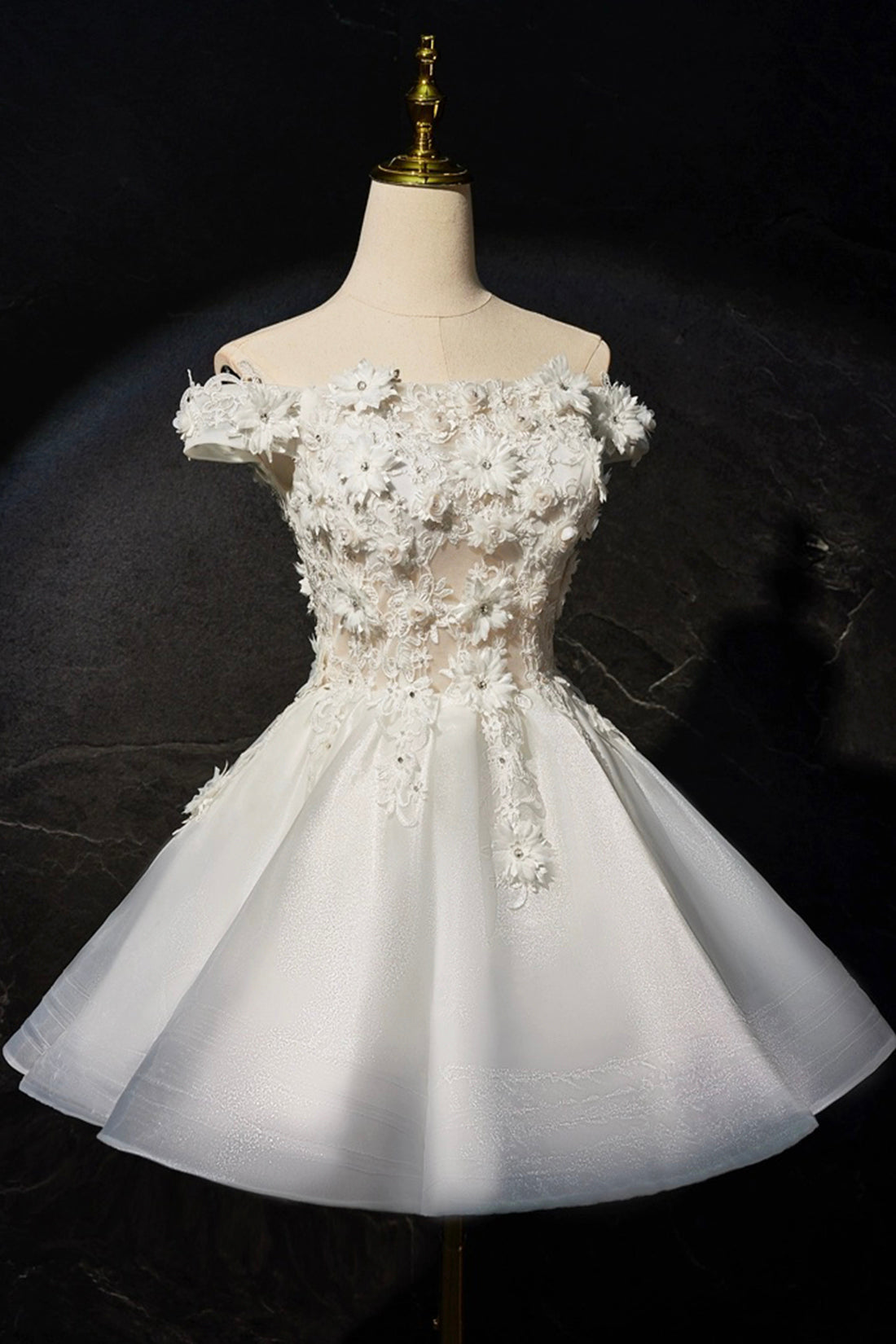 Beautiful Flowers Lace Short Prom Dress, White A-Line Evening Party Dress