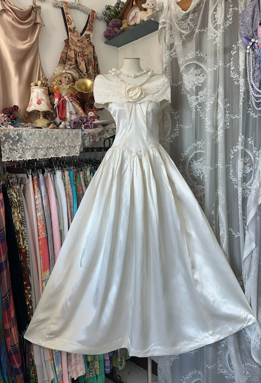 Vintage Ivory Off-the-shoulder Elegant A-Line Satin Long Evening Dress Prom Dresses TP4198