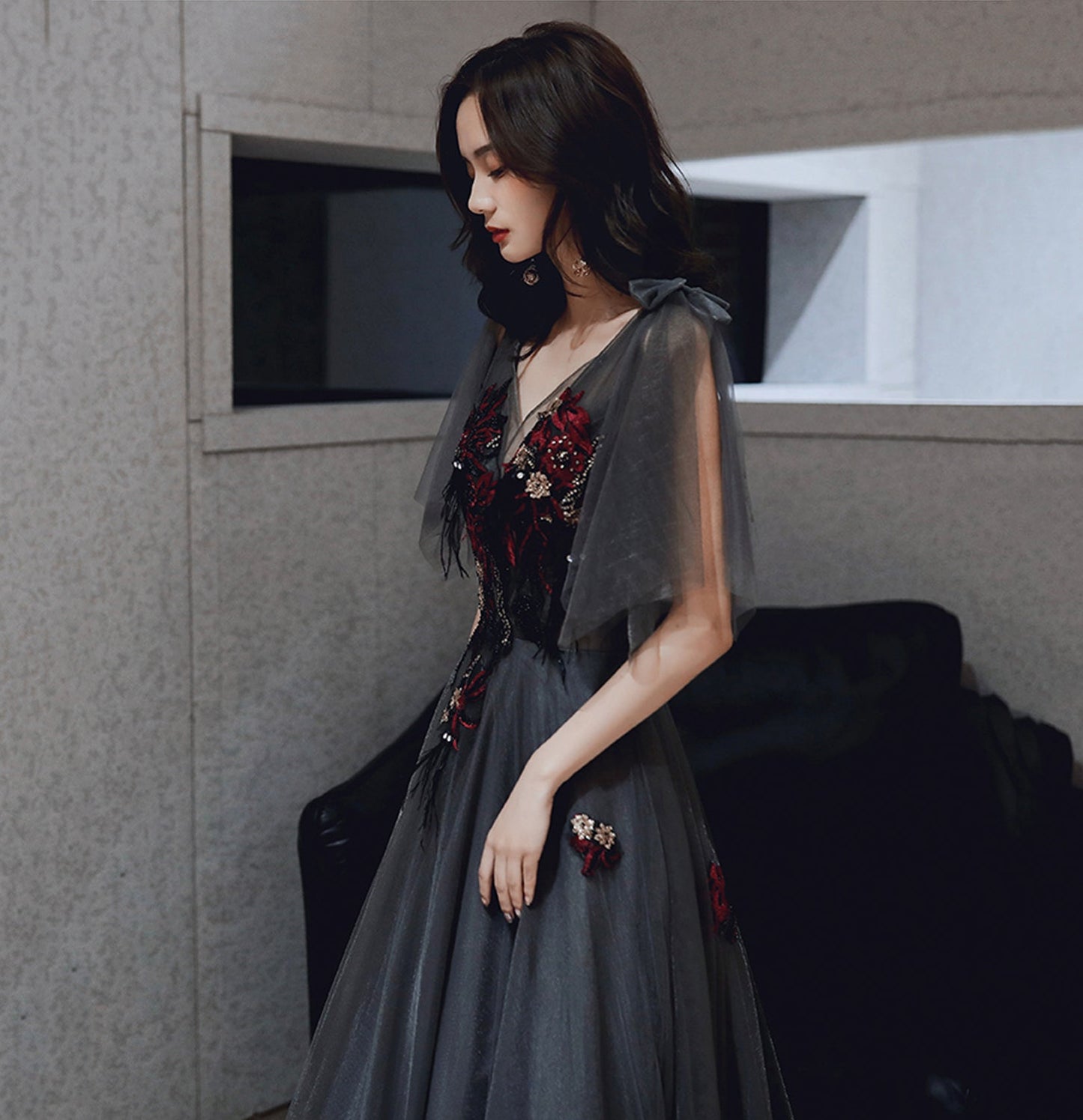 Black v neck tulle sequins long prom dress evening gown  10036