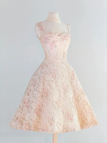 Retro Pink Floral Exquisite Embroidery Design A-Line Short Homecoming Dress Party Dress TP4195