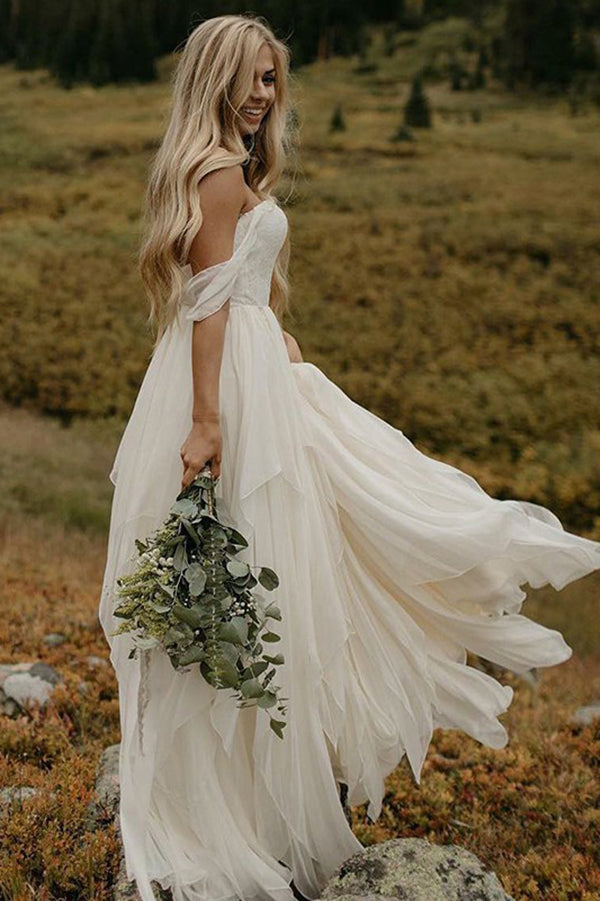 Vestidos de novia de gasa con hombros descubiertos y escote corazón hasta el suelo