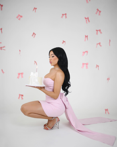 Vestido corto de satén rosa con escote en forma de corazón para verano, ideal para 20 cumpleaños, minivestido de fiesta para 18 cumpleaños, DP1150
