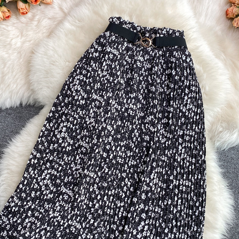 The new Korean version of high waist, slim and versatile A-line skirt  11302