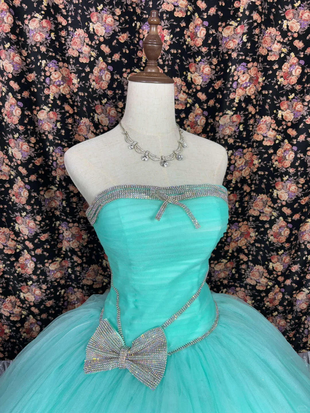 Hermoso vestido de quinceañera con cuentas brillantes, sin tirantes, corte A, largo hasta el suelo, para fiesta de noche, vestido de baile TP4394