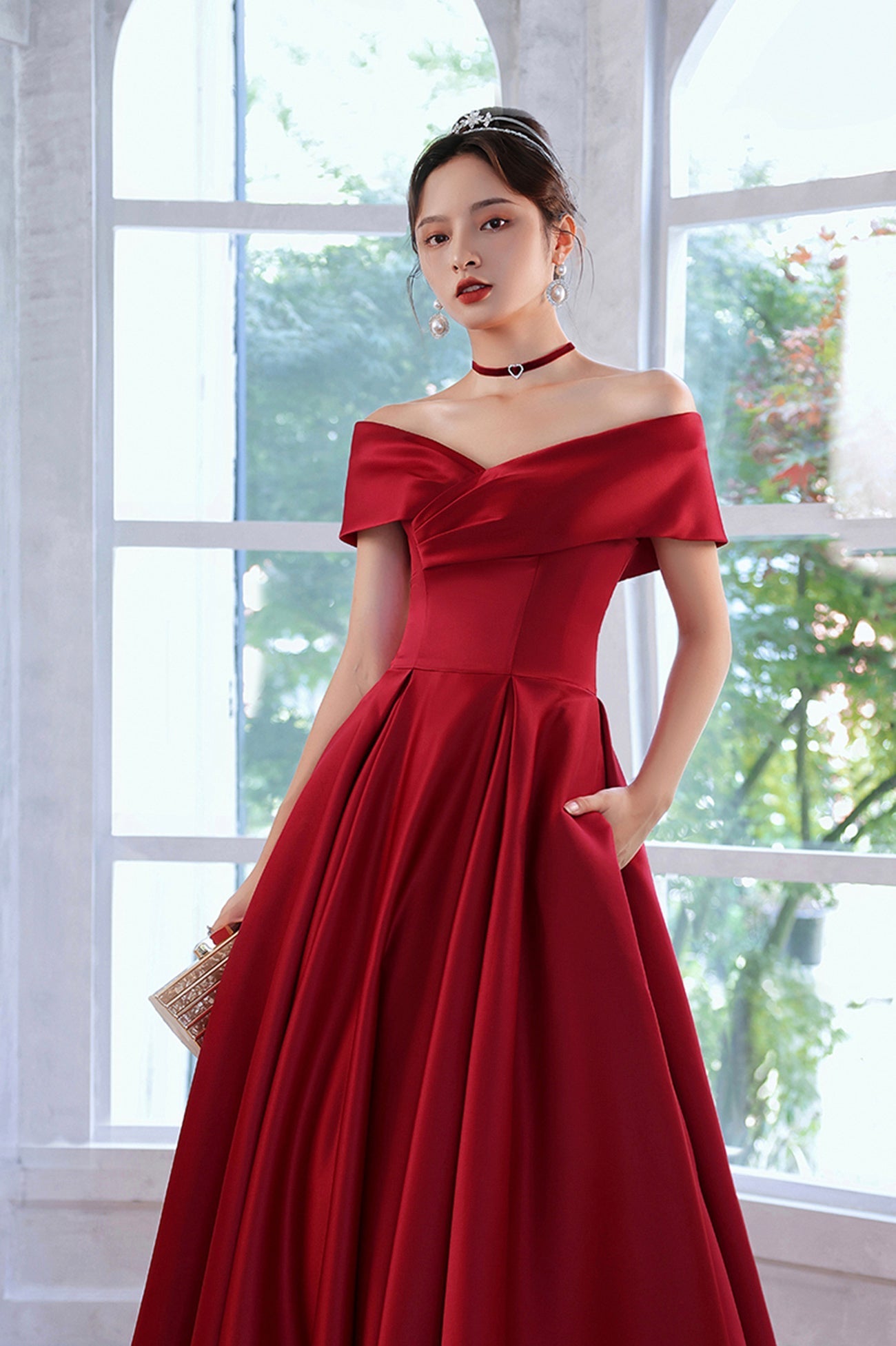 Vestido de fiesta de satén rojo con corte en A y largo hasta el suelo, vestido de noche con hombros descubiertos y bolsillo.