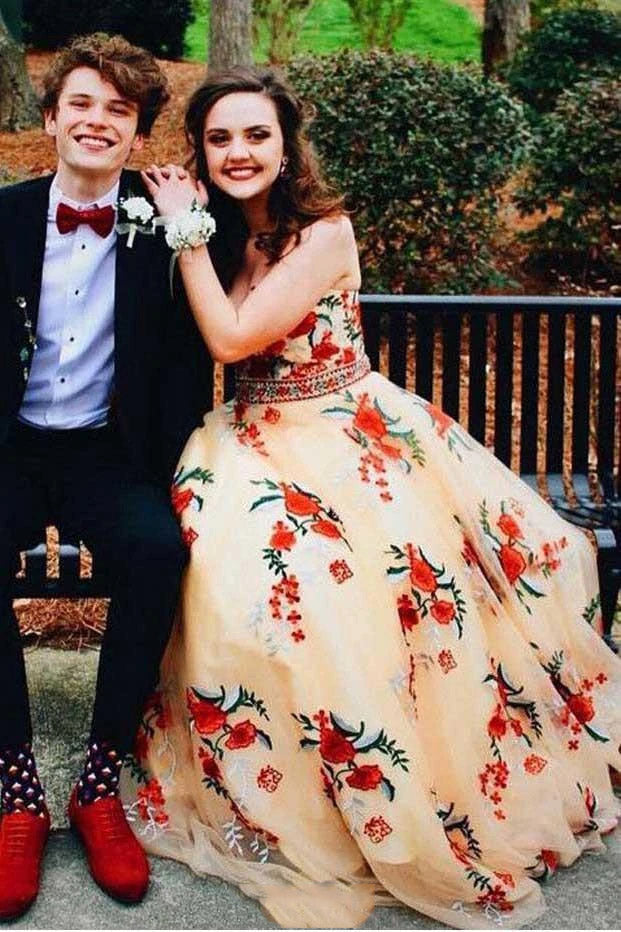 Sweetheart Embroidered Appliques Sleeveless Long Prom Dress MP1158