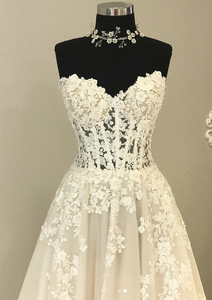Vestido de novia largo de tul con escote corazón, corte en A, color champán, ED0843