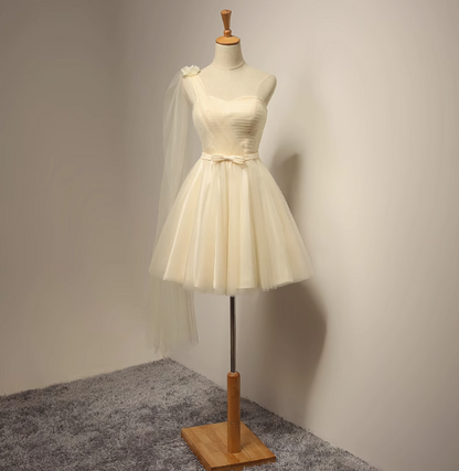 Vestido de fiesta corto de tul con escote en forma de corazón y corte en A color champán, vestido de dama de honor color champán ED0971