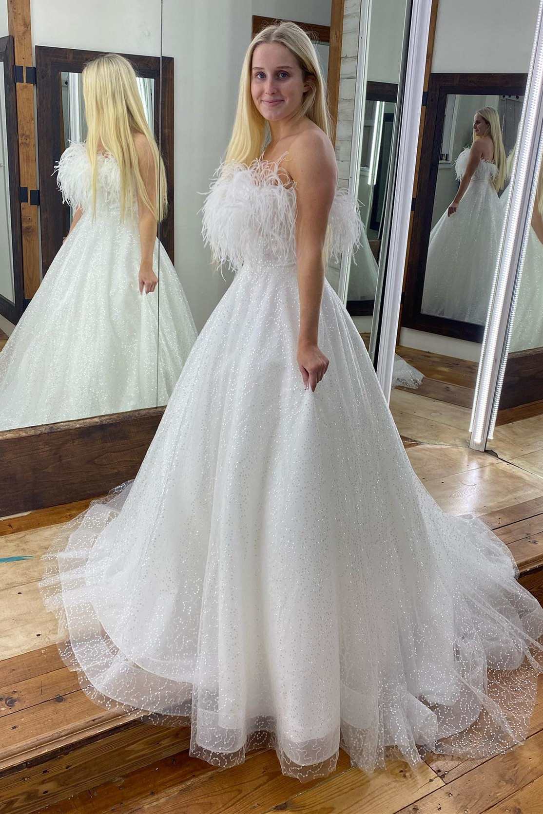 Elegante vestido de fiesta largo sin tirantes con lentejuelas blancas, vestidos de novia con plumas