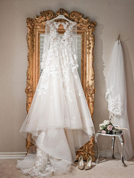 Elegantes vestidos de novia de encaje para playa, vestido de novia blanco de manga larga para mujer para jardín