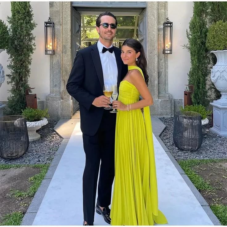 Yellow green fashion simple elegant tube top off shoulder long chiffon ball gown party dress evening dress with scarf Prom Dress gh3662