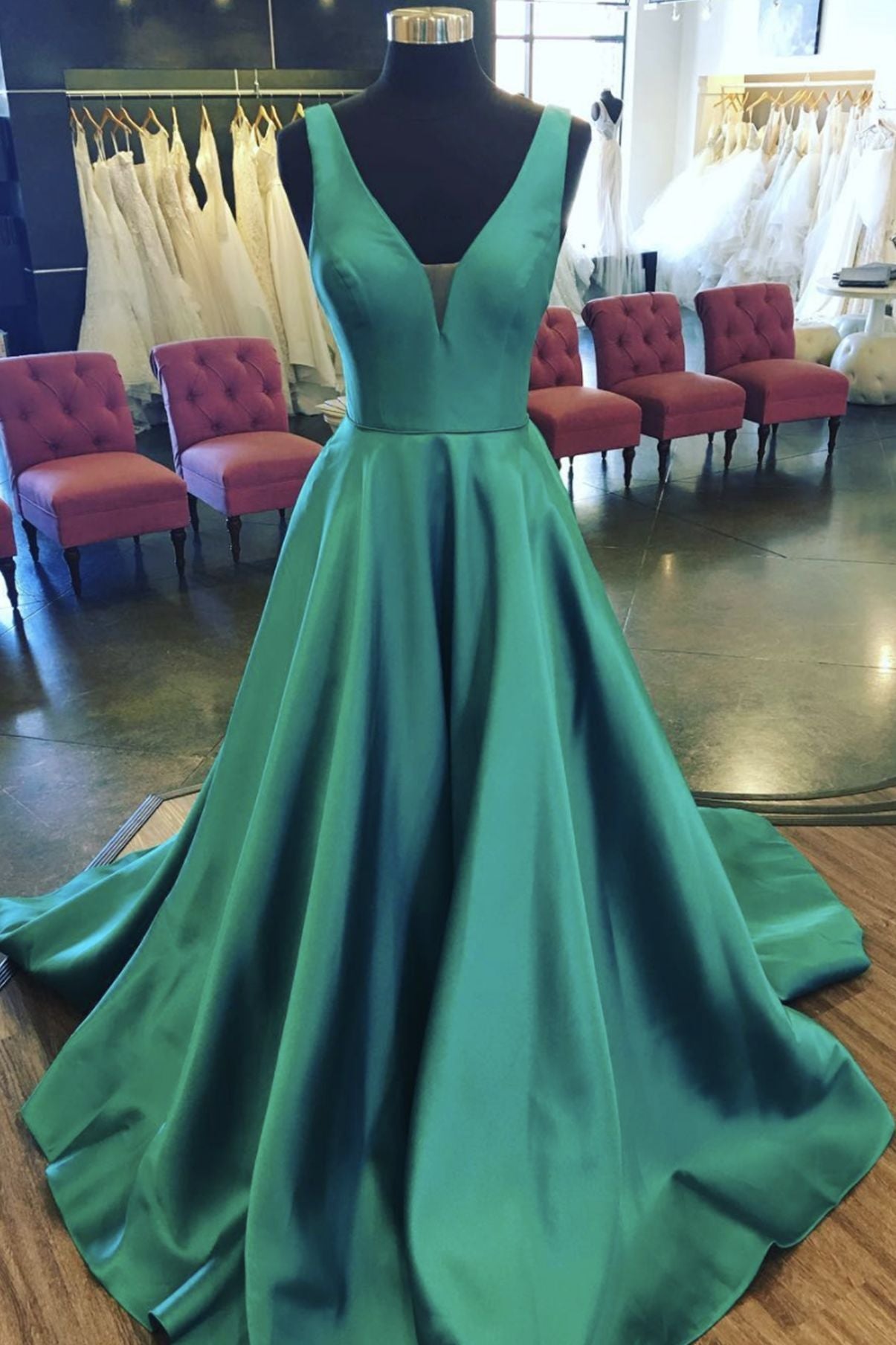 Vestido de fiesta verde satinado, vestido de noche largo, vestido de fiesta de cumpleaños largo, cuello en V para la vuelta al cole.