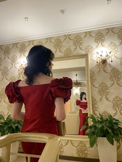 Vestido de fiesta burdeos con hombros descubiertos, largo de satén, para noche