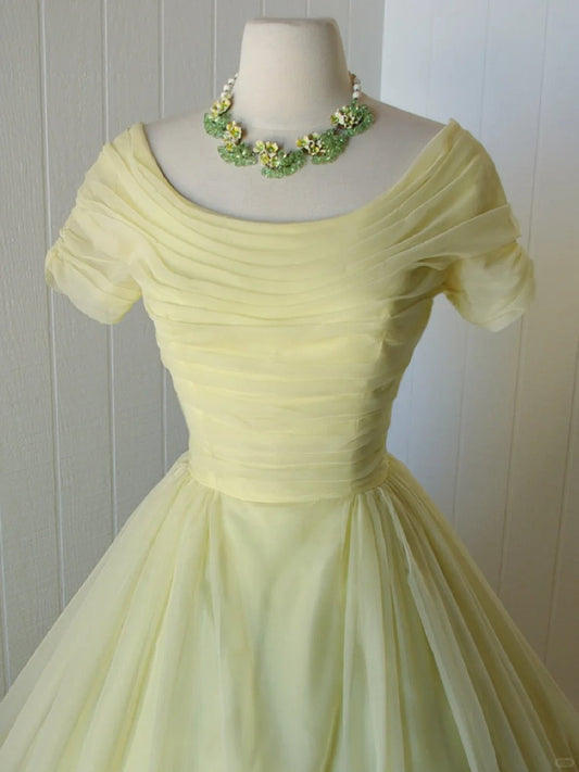 A Line Yellow Vintage Homecoming Dress Short Prom Dress Party Dress    cg26052