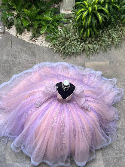 Elegant Ball Gown Off Shoulder Long Lantern Sleeves Appliques Tulle Princess Gown Quinceanera Dress for Sweet 16    cg25641