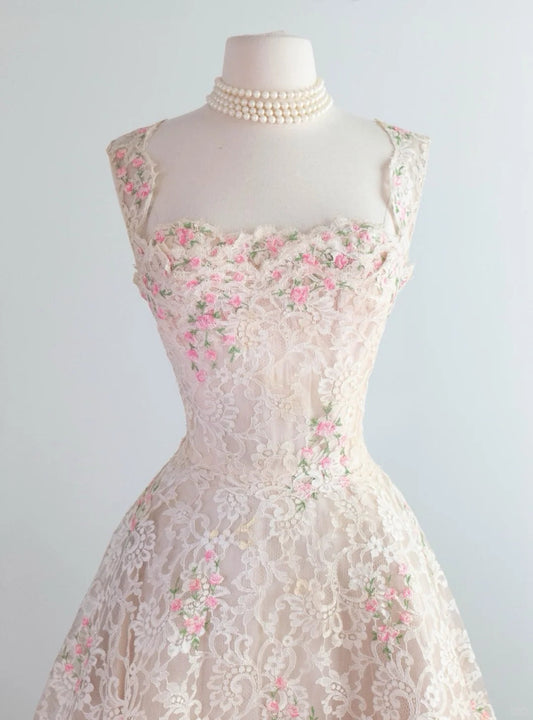 A Line Lace Vintage Homecoming Dresses Short Prom Dress Short Party Dress    cg25923