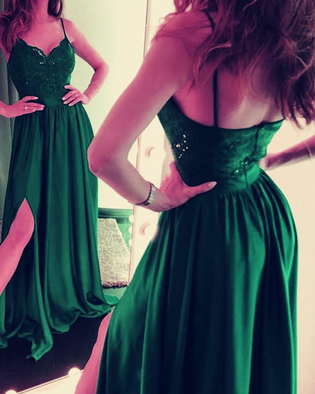 Vestidos de fiesta largos de satén con tirantes finos y apliques de encaje