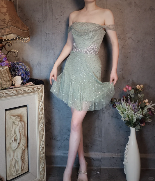 Vintage Light Green Off-the-shoulder Sparkling Beaded Design A-line Short Homecoming Dress TP4023