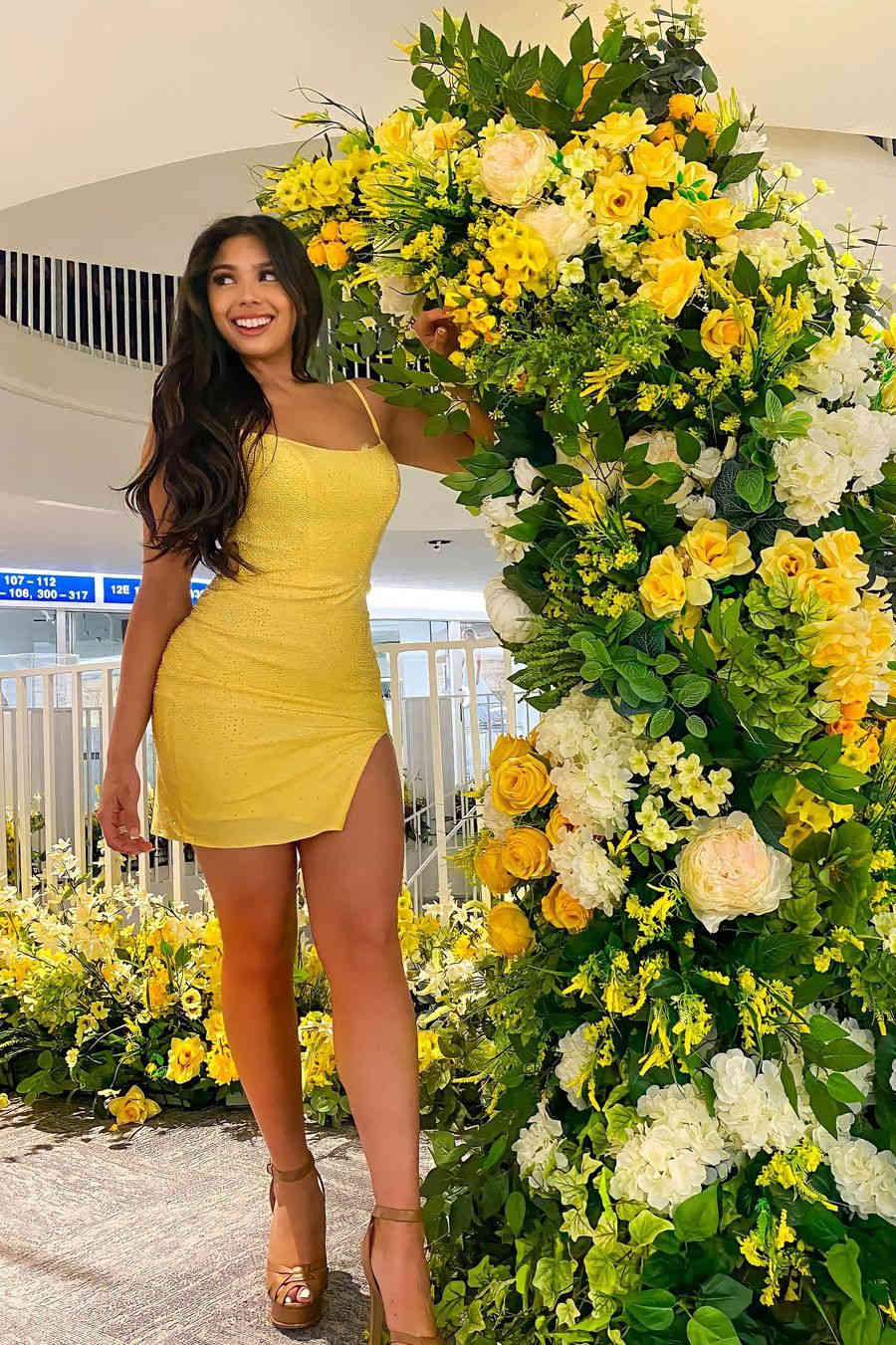 Vestido corto ajustado amarillo para fiesta de bienvenida, vestidos semi formales con cuentas de cristal