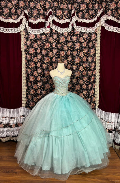 Vestidos de quinceañera de tul con escote corazón, estilo retro, sin tirantes, con cuentas, corte A, TP3790