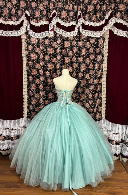 Vestidos de quinceañera de tul con escote corazón, estilo retro, sin tirantes, con cuentas, corte A, TP3790
