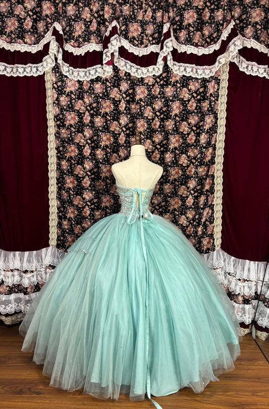 Vestidos de quinceañera de tul con escote corazón, estilo retro, sin tirantes, con cuentas, corte A, TP3790