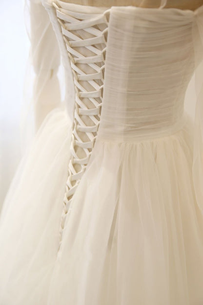 Vestido de fiesta largo de tul blanco sencillo, vestido de dama de honor de tul blanco.