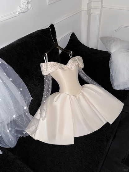 Elegante vestido de fiesta corto de satén color marfil con hombros descubiertos y diseño sencillo, corte A, TP4192