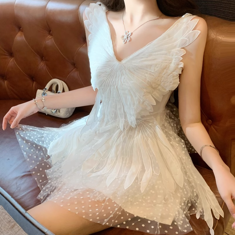 New Style White Tulle V-neck Design A-line Sleeevless Homecoming Dress TP3705