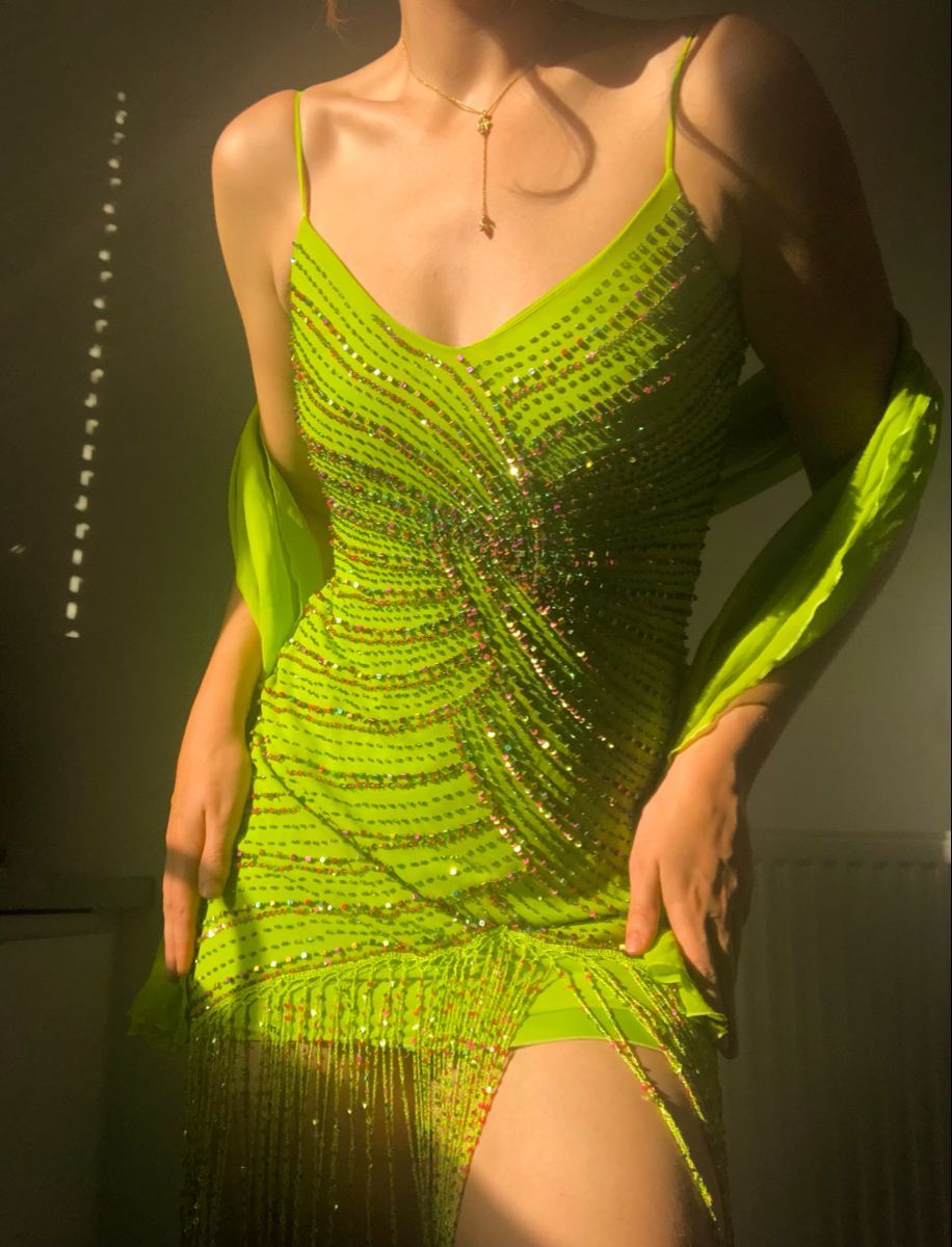 Unique Spaghetti Straps Chiffon Beaded 8th Grade Homecoming Dress Lemon Green Sheath Short Prom Dress S921