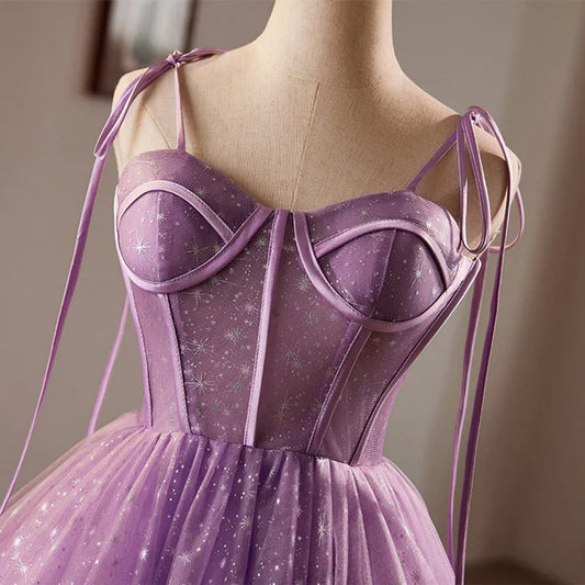 Vestido de fiesta con tirantes finos, corte A y diseño de tul morado, TP3625