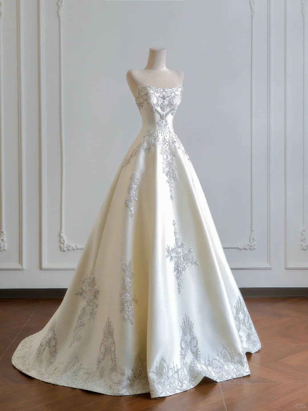 shopuniqlos--White exquisite beaded long satin prom wedding dress gh5482