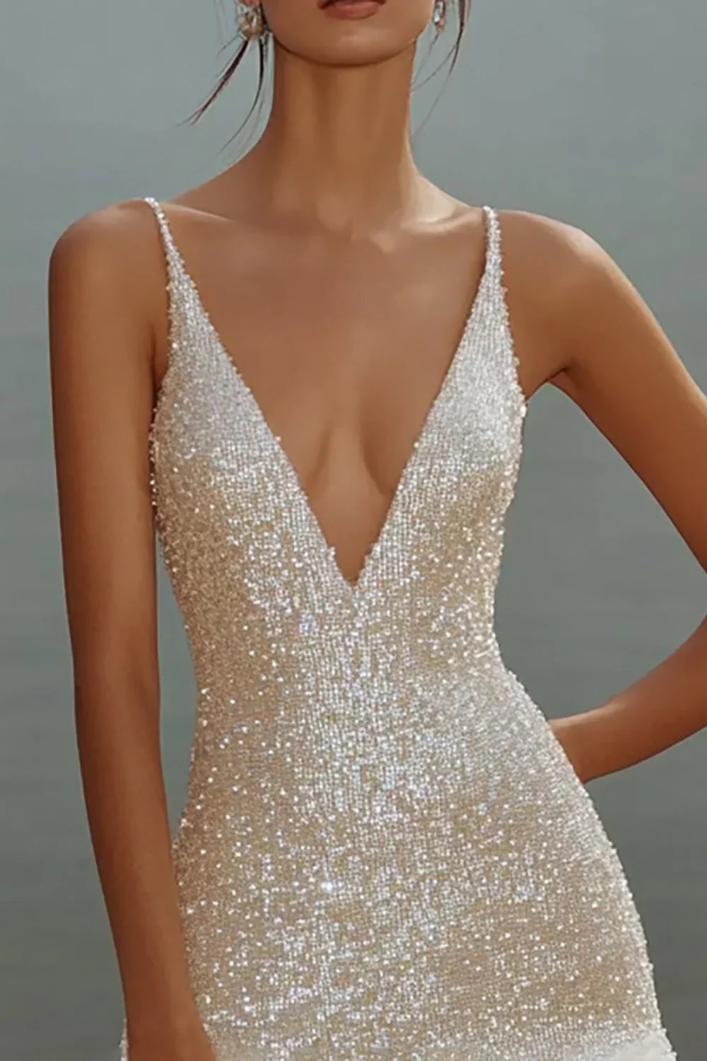 Gorgeous White Bodycon Sequin Design A-line V-neck Spaghetti Strap Homecoming Dress TP3638