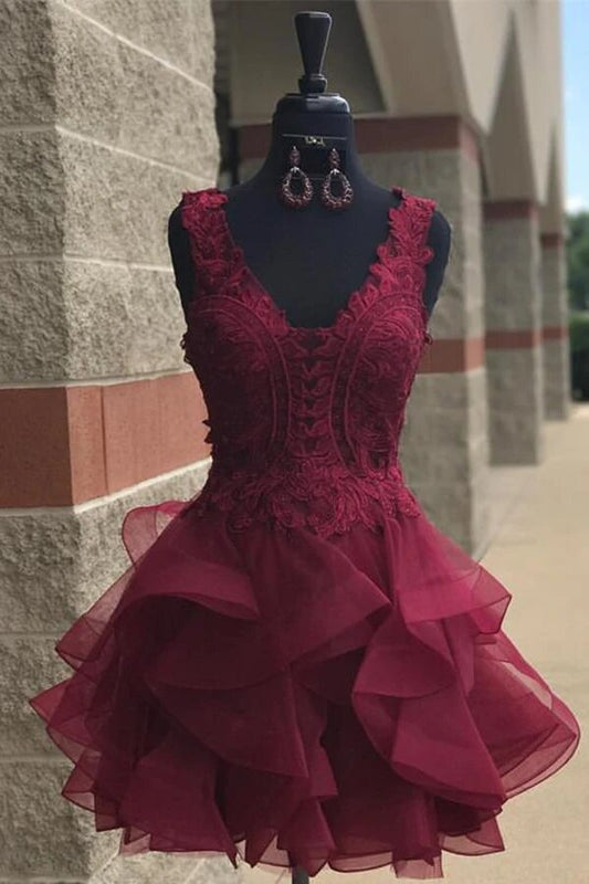 Princess Lace Appliques Dark Green Homecoming Dress with Flounced GM396