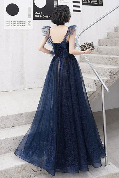 Vestido de fiesta largo de tul azul oscuro con escote en forma de corazón y vestido formal de tul azul