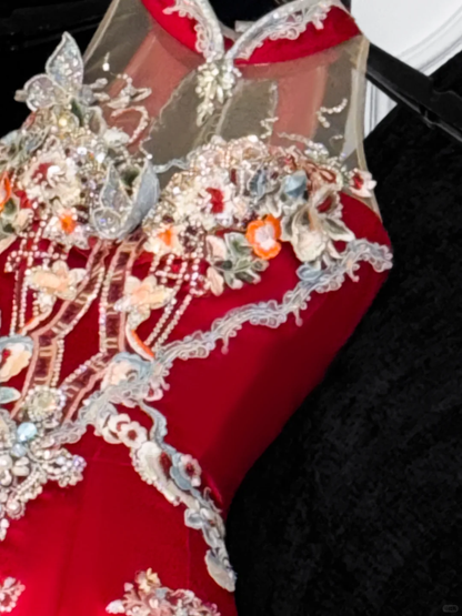 Vestido de noche elegante de corte sirena con bordado de lentejuelas y cuentas rojas brillantes, TP4209