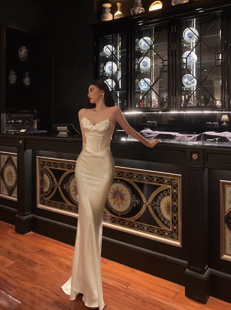 Vestido de fiesta de satén con tirantes finos, estilo sirena, sexy, para cumpleaños número 21, ideas para mujeres (DP1883)