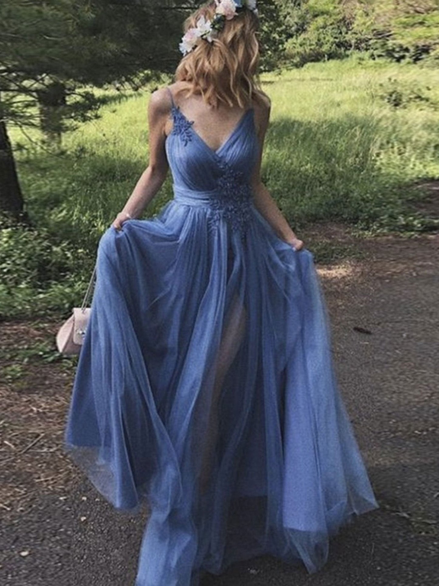 Vestido de fiesta largo de tul azul con escote en V sencillo, vestido formal de tul azul