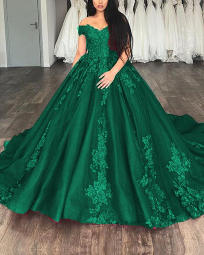 Vestidos de quinceañera de tul con hombros descubiertos y apliques de encaje