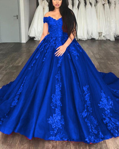 Vestidos de quinceañera de tul con hombros descubiertos y apliques de encaje