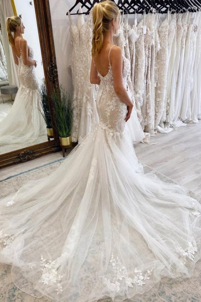 Elegante vestido de novia largo de sirena con escote en V y sin mangas con encaje
